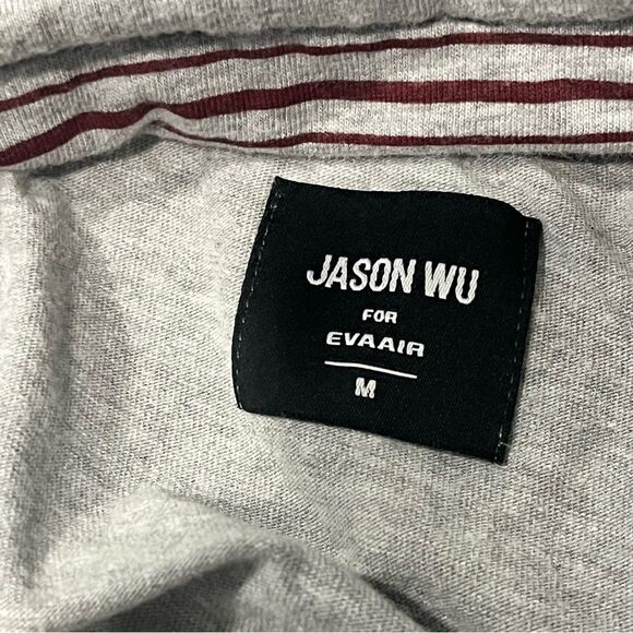 Jason Wu x Eva Air Royal Laurel Business Class Unisex Lounge Shirt Size Medium - Picture 9 of 11